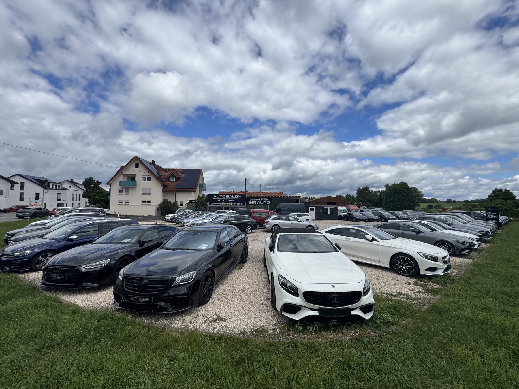 Fahrzeughof von Auto Salon Stuttgart in Nufringen